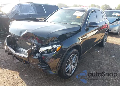 2019 Mercedes-Benz Glc 300 4Matic z USA, uszkodzony, nr VIN WDC0G4KB0KV174877